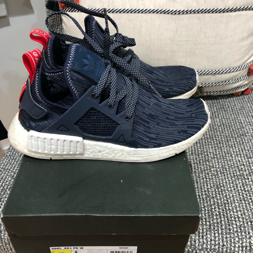 ADIDAS NMD R1 Navy Shoes